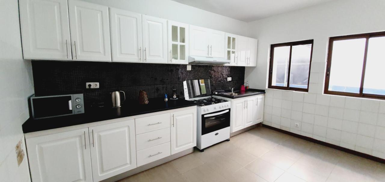 Kelly Guest House Praia Luaran gambar