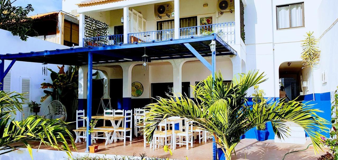 Kelly Guest House Praia Luaran gambar