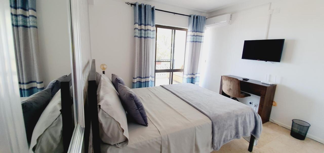 Kelly Guest House Praia Luaran gambar