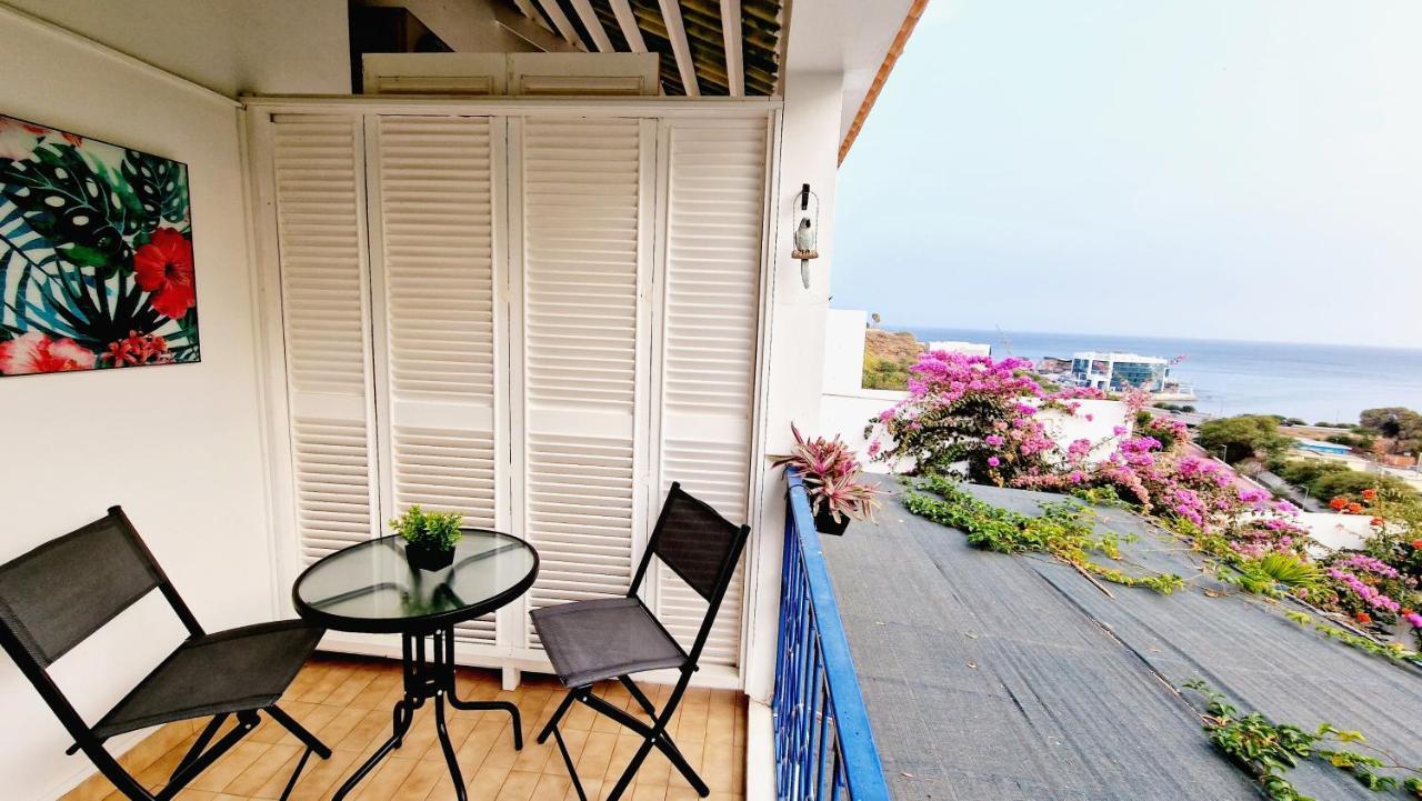 Kelly Guest House Praia Luaran gambar